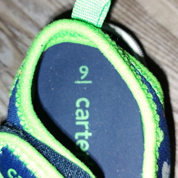 Carter's dinosaur water beach shoes Sz 9 - Picture 7 of 7